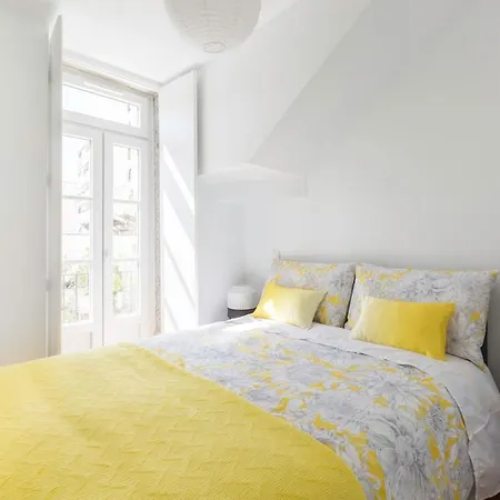 Apartment Charming Duplex With Portuguese Soul Lisbon