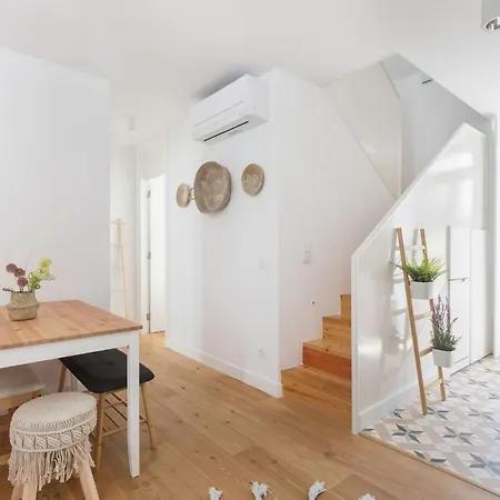 Apartment Charming Duplex With Portuguese Soul